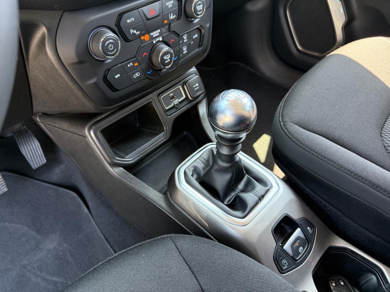 Jeep Renegade 1.6 Mjt 130 CV Limited Navi Camera