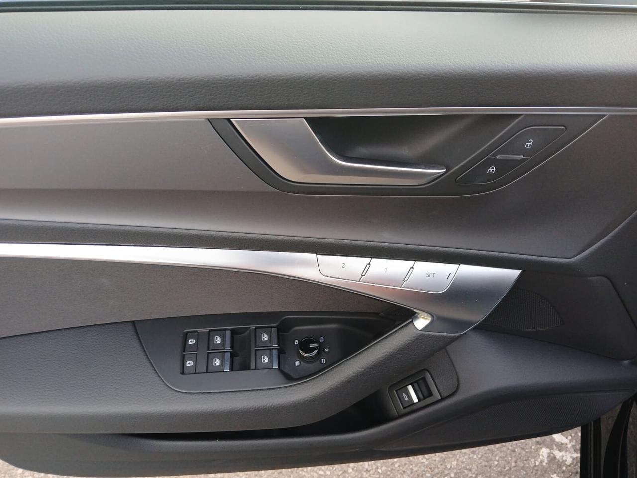 Audi A6 Avant 40 2.0 TDI quattro ultra S tronic Business-AZIENDALE