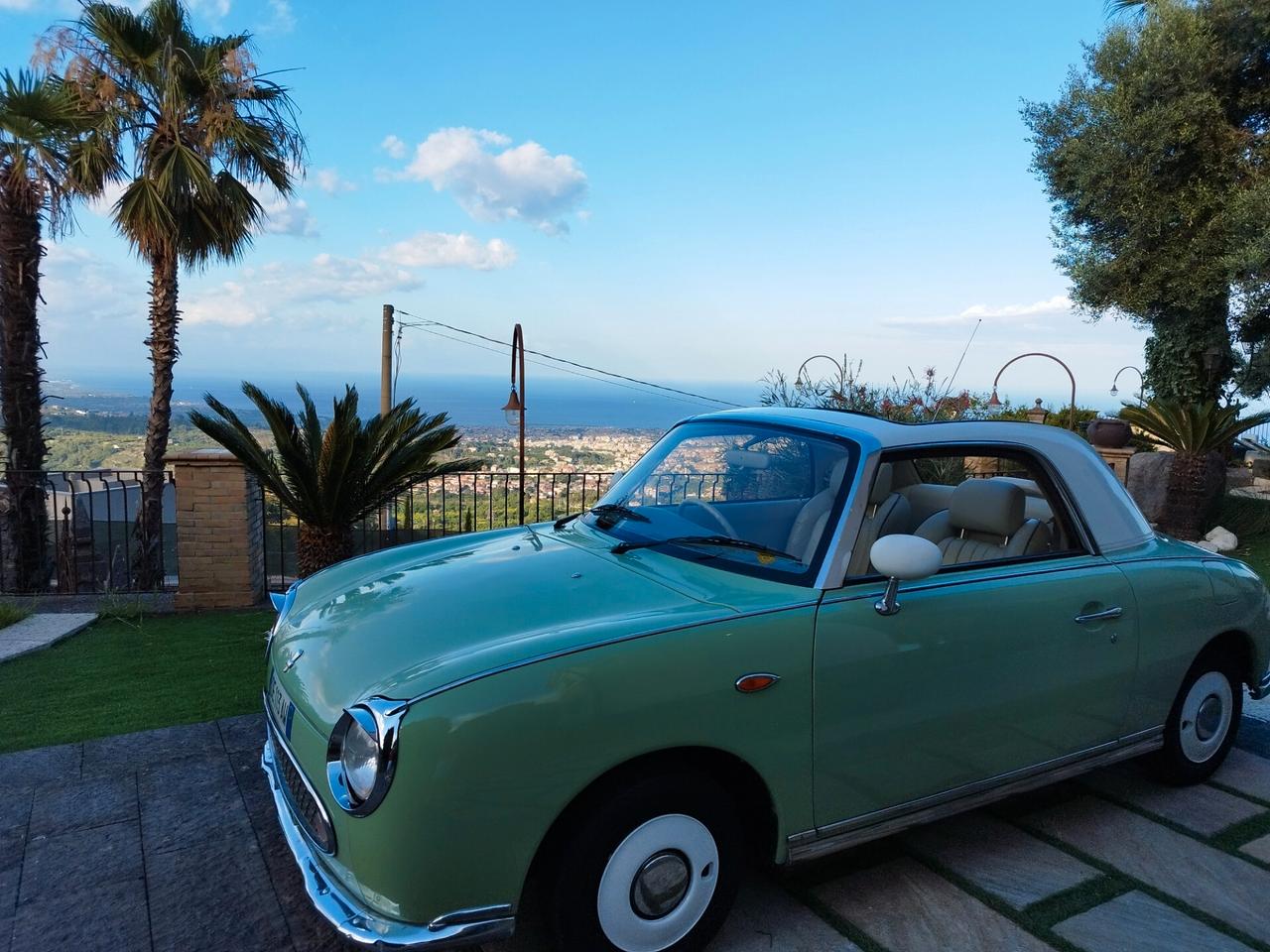 Nissan Figaro