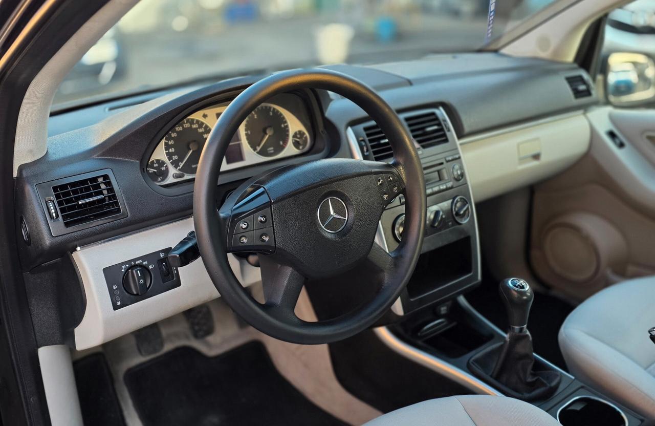 Mercedes-benz B 180 CDI