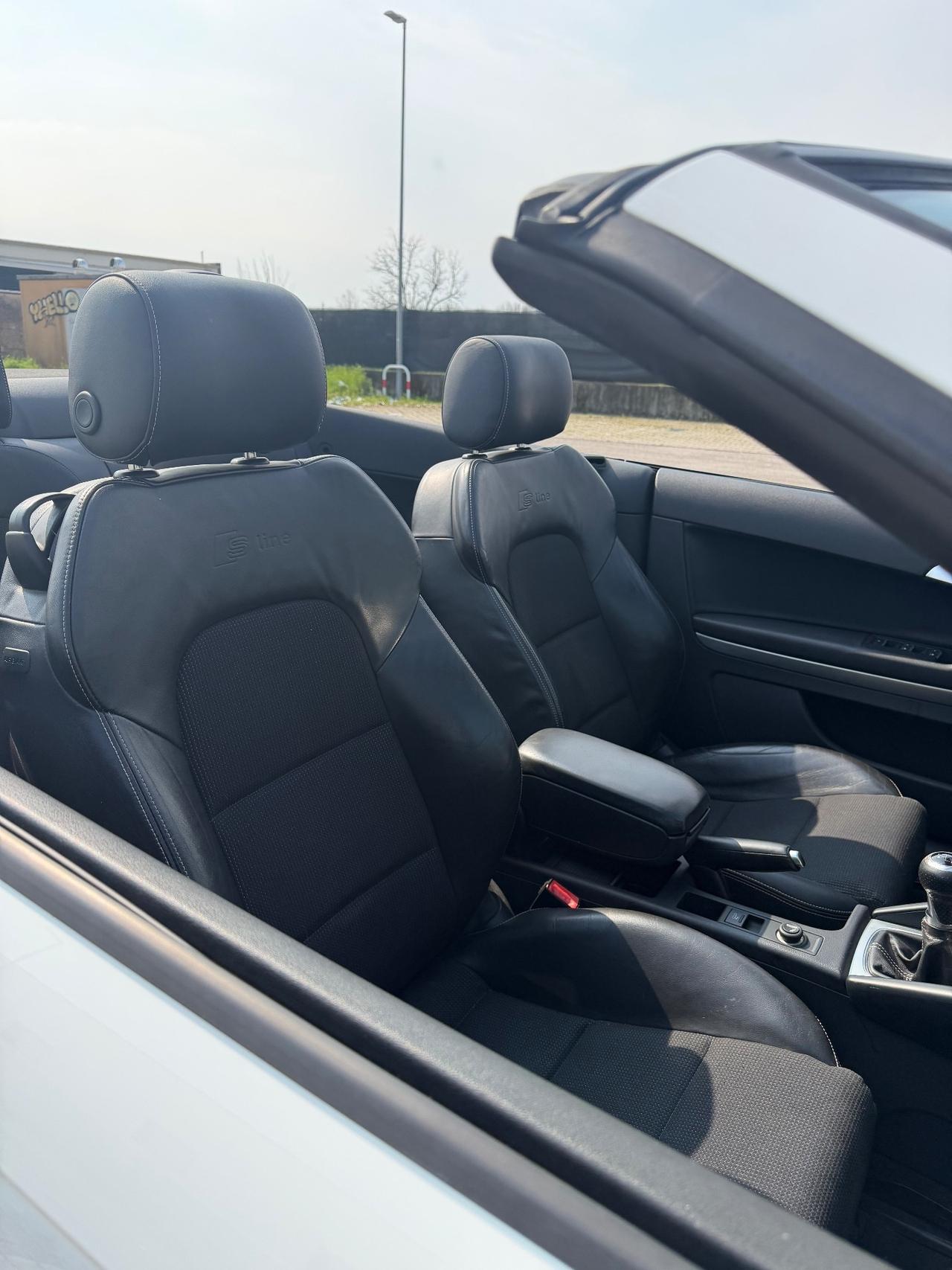 Audi A3 Cabrio 1.6 TDI 105 CV CR Attraction