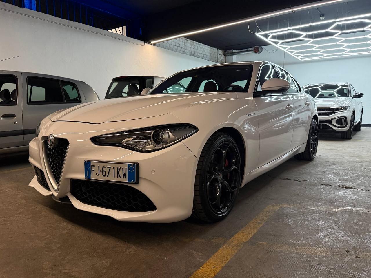 Alfa Romeo Giulia 2.2 Turbodiesel 210 CV AT8 AWD Q4 Veloce