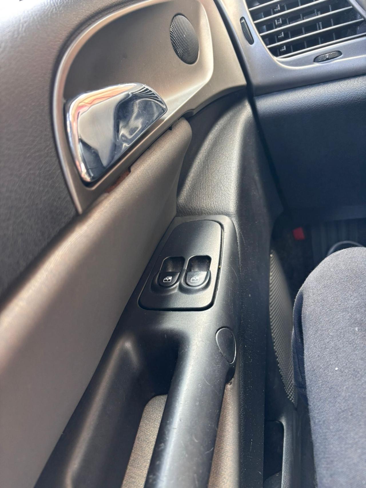Lancia Ypsilon 1.3 Multijet 16V Platino