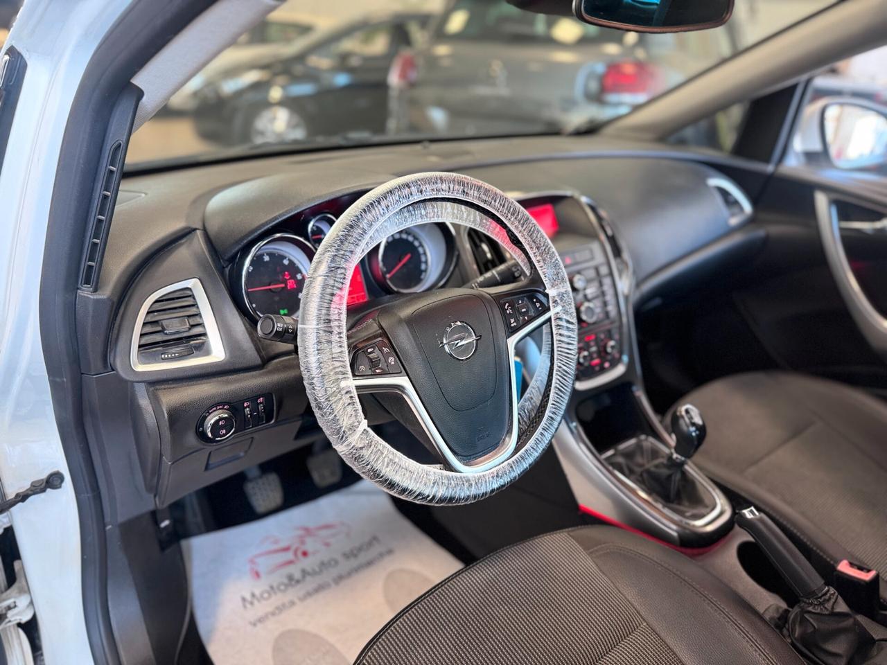 Opel Astra 1.7 CDTI 110CV Sports Tourer Cosmo Fleet