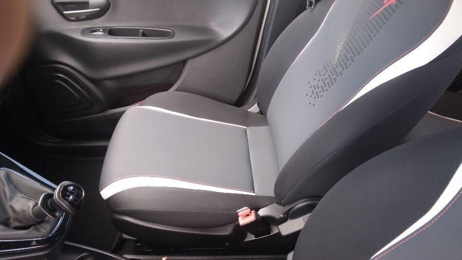 Lancia Ypsilon 1.2 69 CV 5 porte Gold