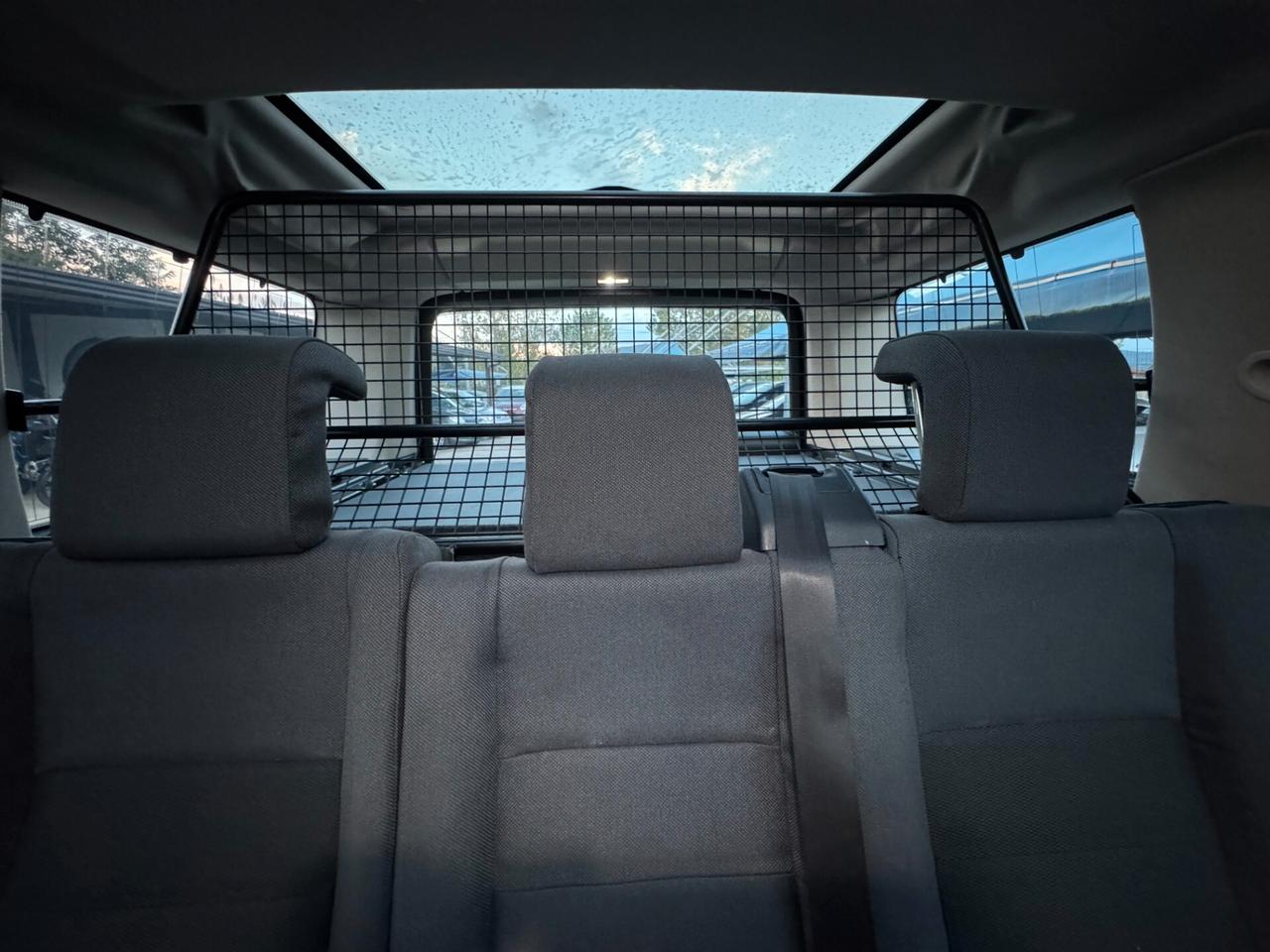 Land Rover Discovery 3 2.7 TDV6 HSE AUTOCARRO 5 POSTI