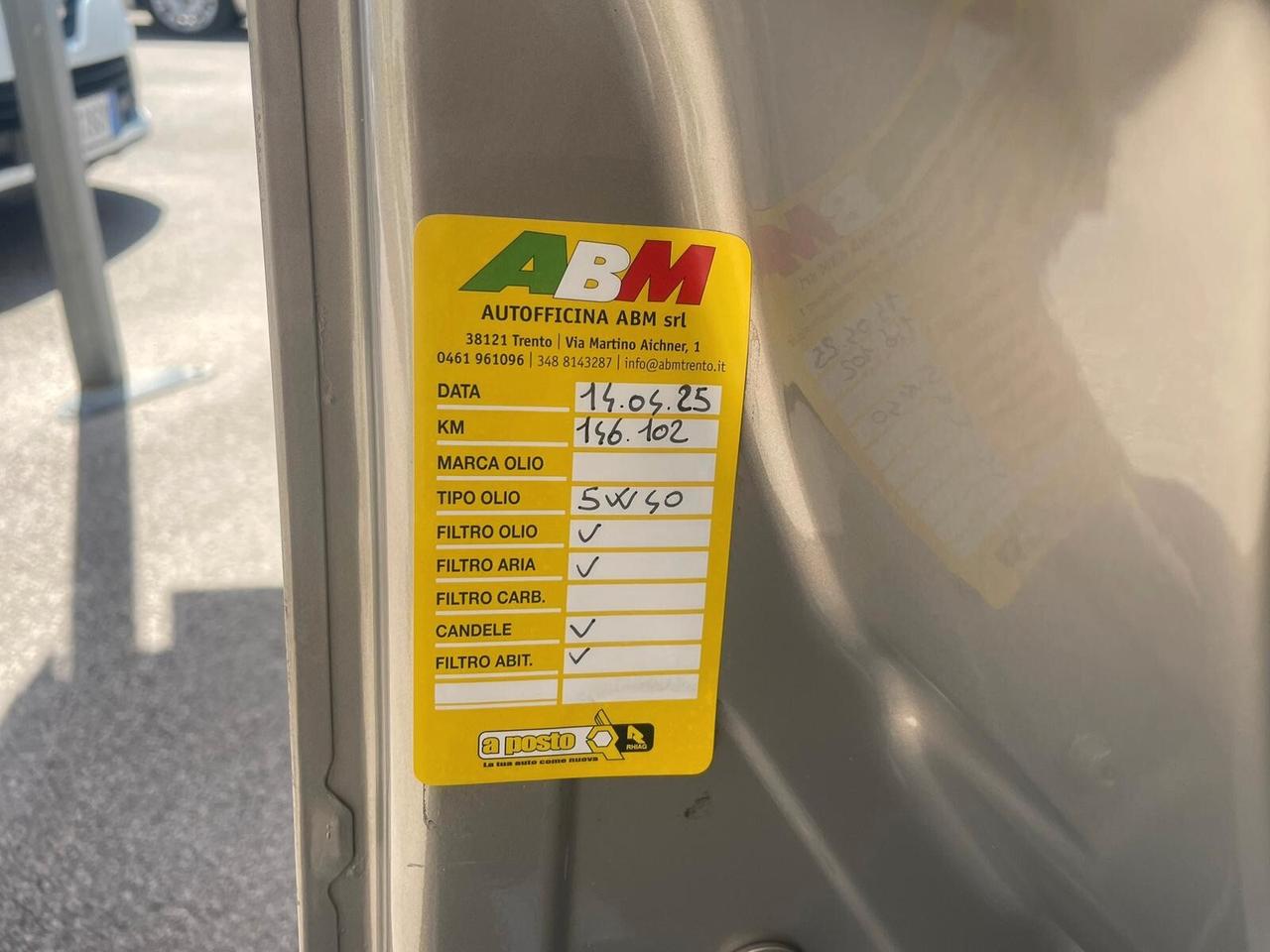 Lancia Ypsilon 0.9 TwinAir 85 CV 5 porte Metano Ecochic Gold