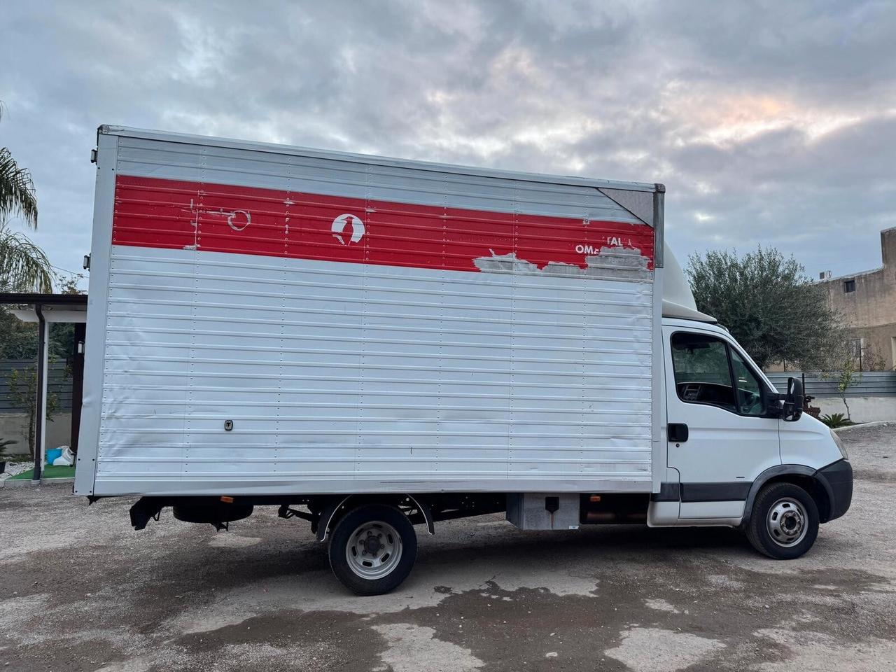 Iveco Daily 35C15 3.0 HPI CABINATO