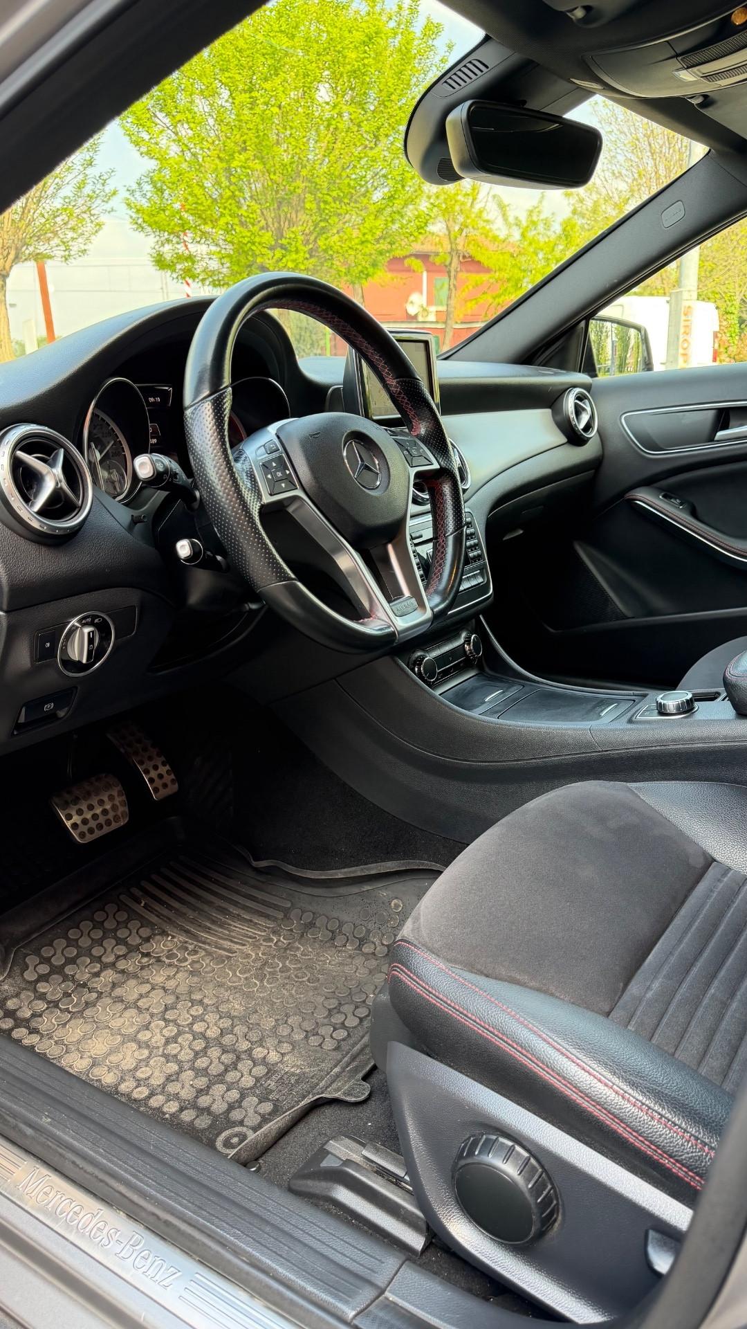 Mercedes-benz GLA 200 d Automatic 4Matic Premium