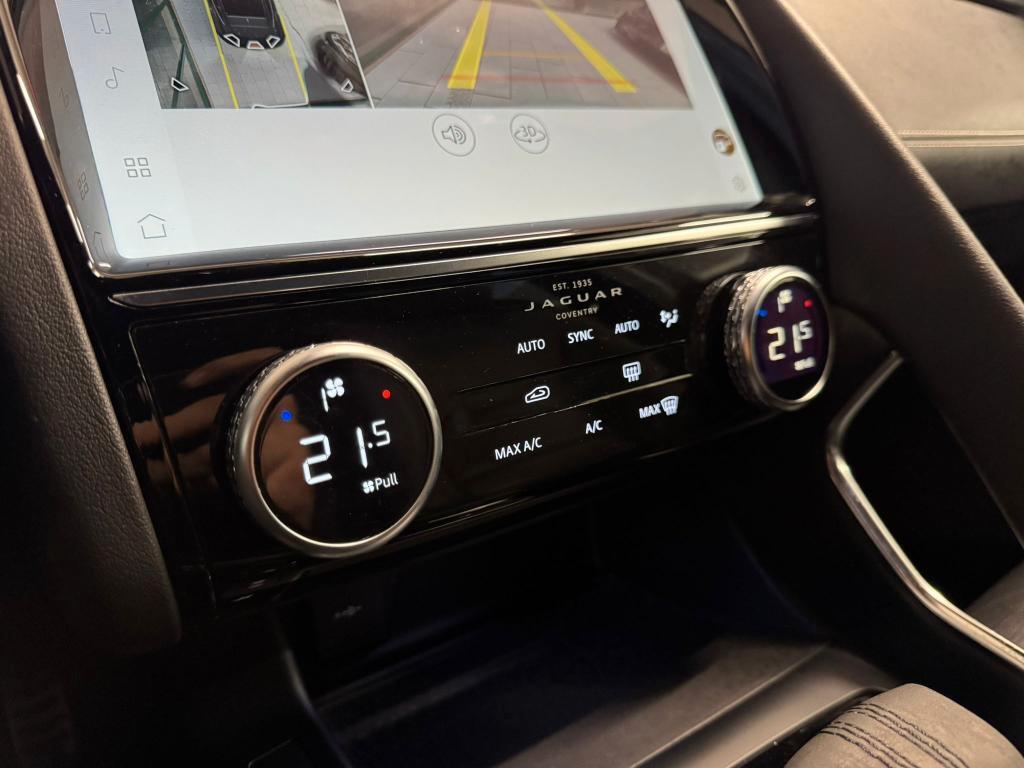 Jaguar E-Pace 2.0d i4 mhev R-Dynamic S awd 204cv auto