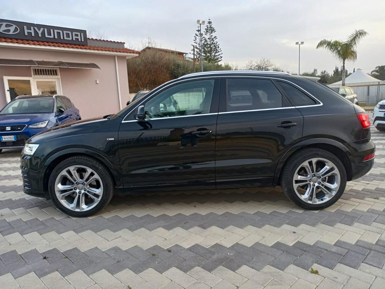 Audi Q3 2.0 TDI 150 CV S line Edition