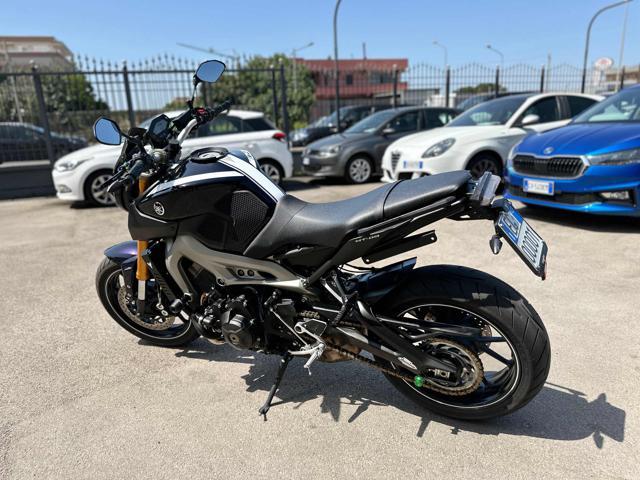 YAMAHA MT-09 ABS