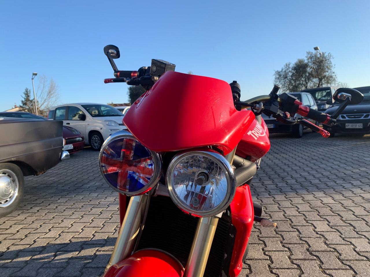 Triumph Street Triple 675 accessoriatissima