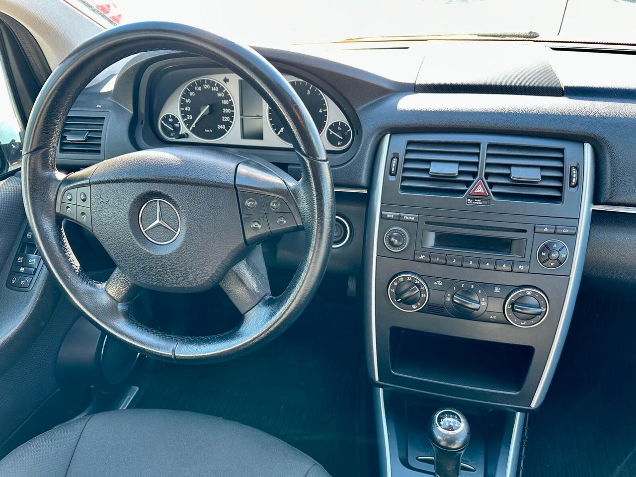 Mercedes-benz B 180 CDI Executive 2010