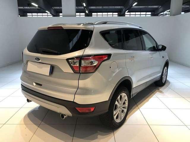 Ford Kuga 1.5 TDCI 120 CV S&S 2WD Powershift Business