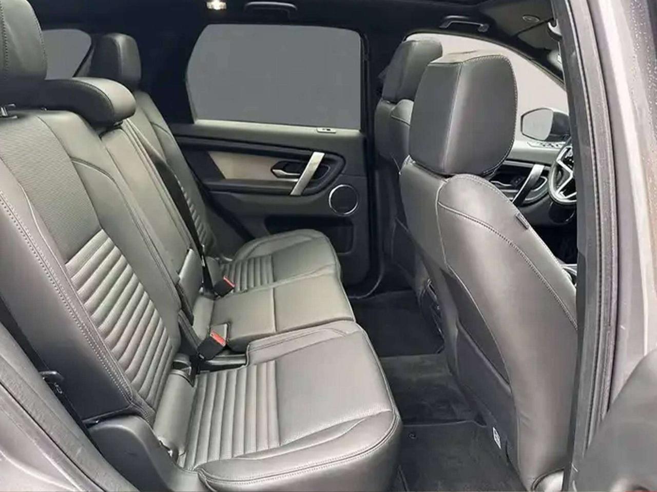 Land Rover Discovery Sport 2.0d td4 mhev R-Dynamic HSE awd 204cv/7Posti/Gancio
