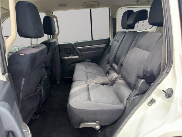 MITSUBISHI Pajero 3.2 5p. 7 POSTI - GANCIO