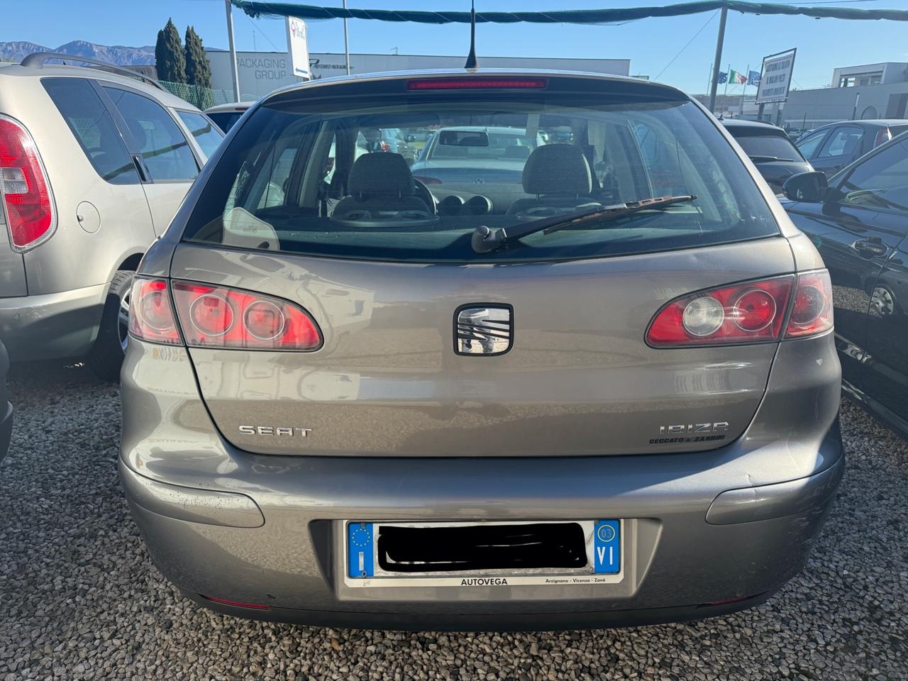 Seat Ibiza 1.4 16V 5p. Signo
