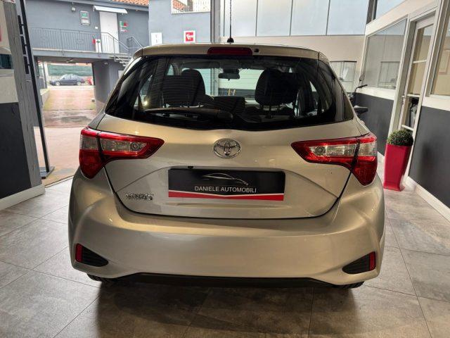 TOYOTA Yaris 1.5 5 porte Lounge