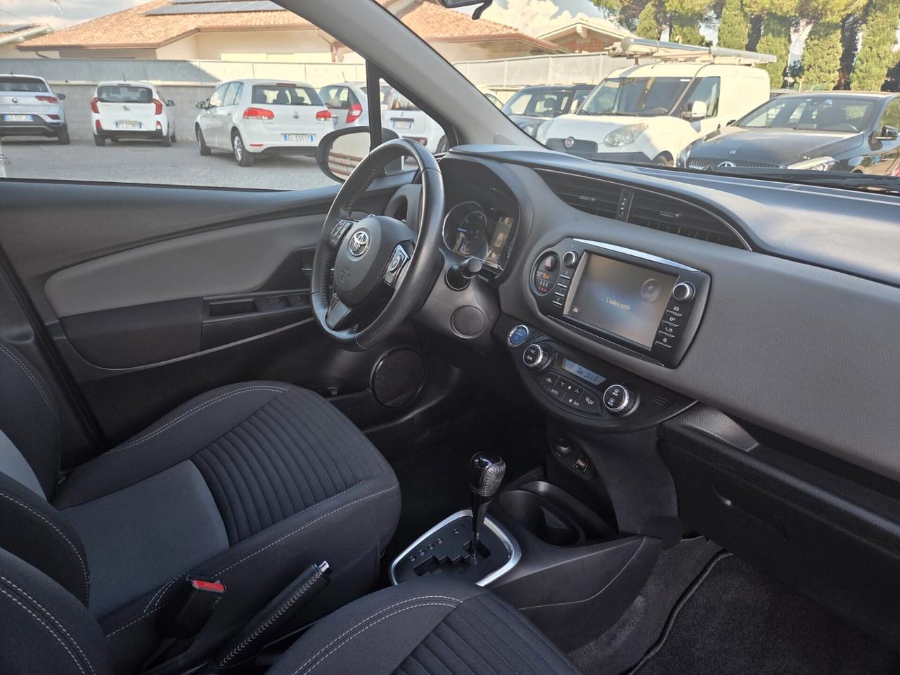 Toyota Yaris 1.5 Hybrid 5 porte Active