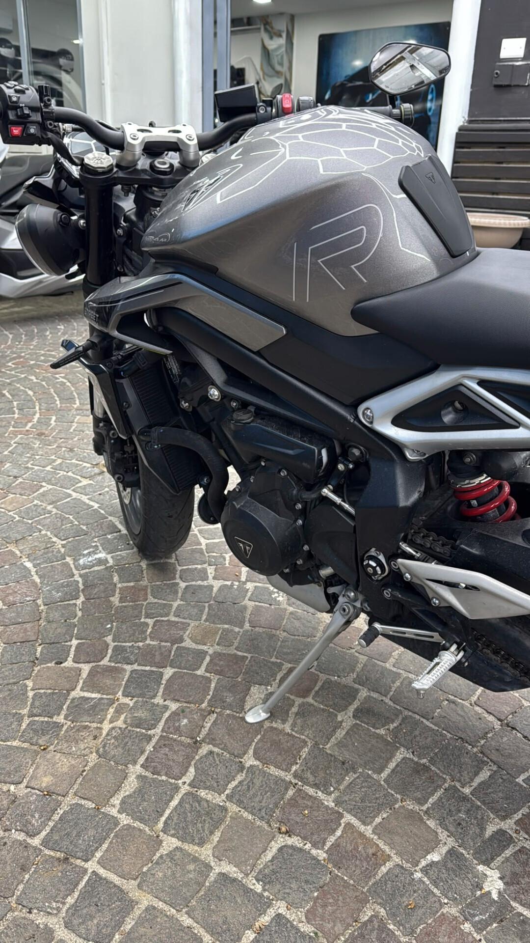 Triumph Street Triple