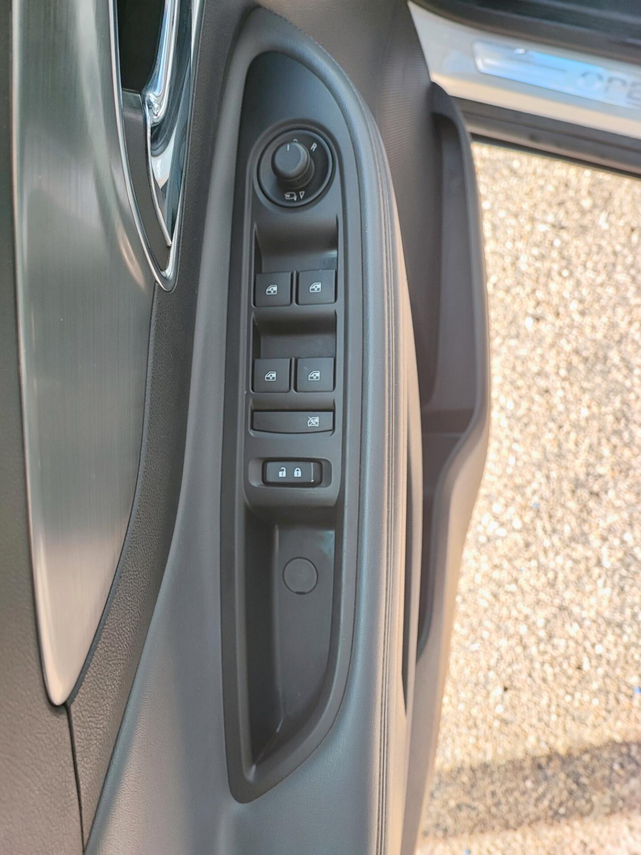 Opel Mokka 1.4 Turbo GPL Tech 140CV 4x2 Cosmo b-Color