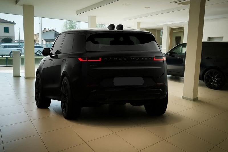 Land Rover RR Sport Dynamic SE 3.0D l6 249 CV "Dark Edition"