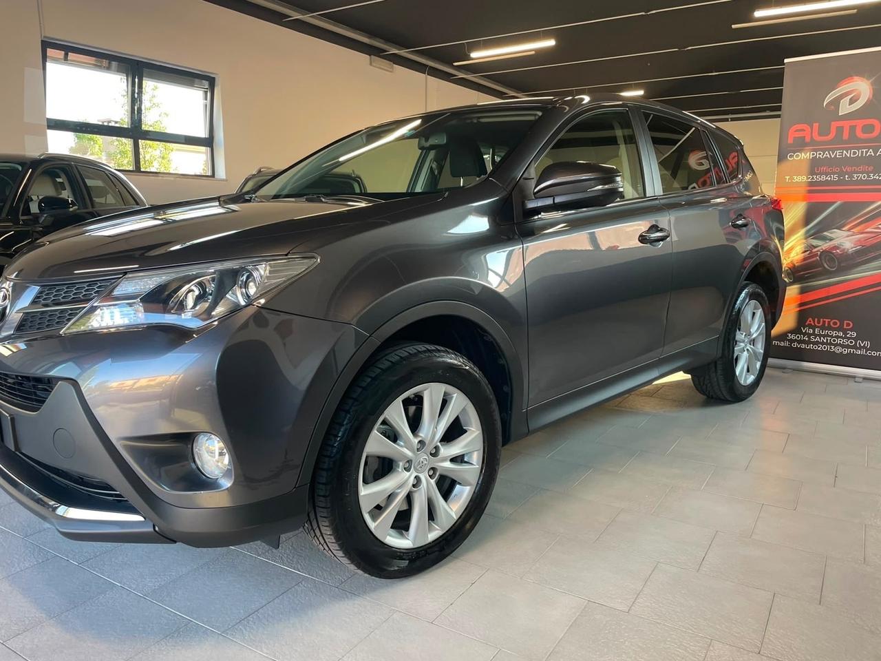 TOYOTA RAV 4 2.2 D 110KW 4WD CAMBIO AUT.