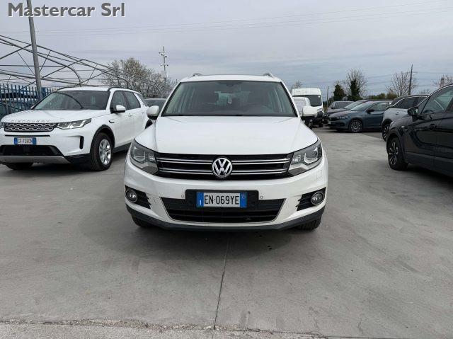 VOLKSWAGEN Tiguan Tiguan 2.0 tdi Sport. EN069YE