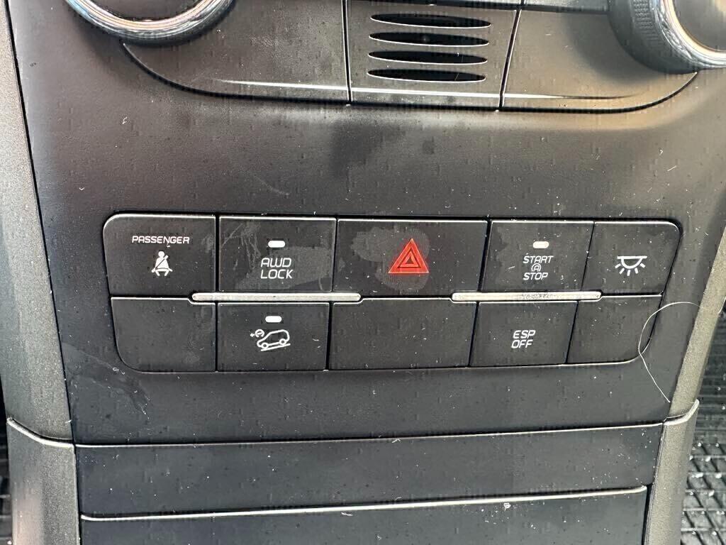 Mahindra XUV500 2.2 16V AWD W8 7 posti