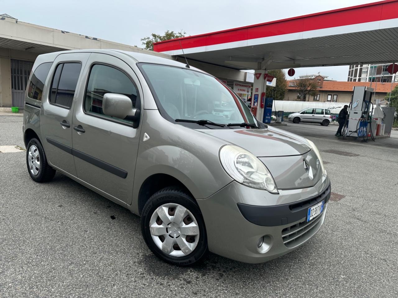 Renault Kangoo 1.6 105CV vettura 5 posti /GPL fino 2030