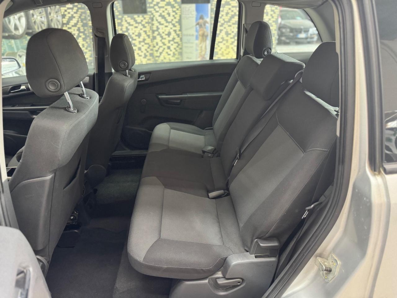 Opel Zafira 1.9 CDTI 7POSIT 120CV ADATTA NEOPATENTATI