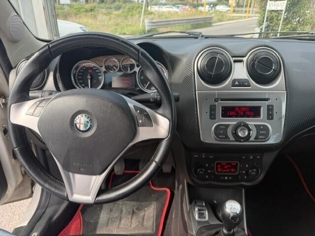 Alfa Romeo MiTo 1.6 JTDm 16V Distinctive Sport Pack