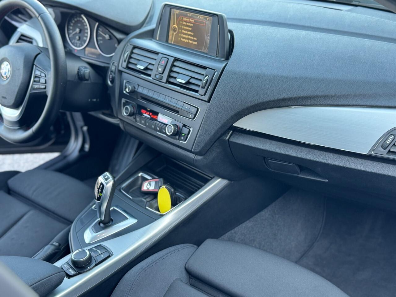 Bmw 118d 5p. Sport Automatico