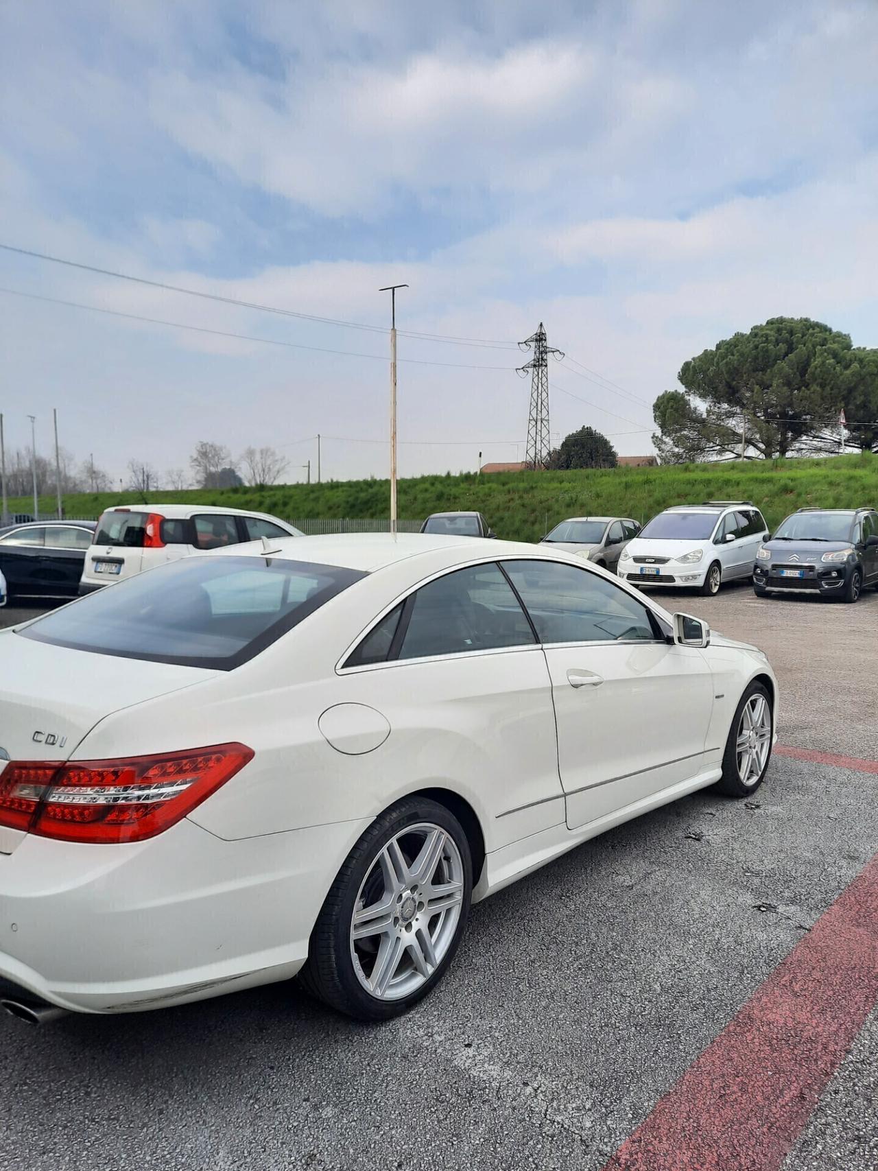 Mercedes-benz E 350 CDI AMG Coupé BlueEFFICIENCY Avantgarde