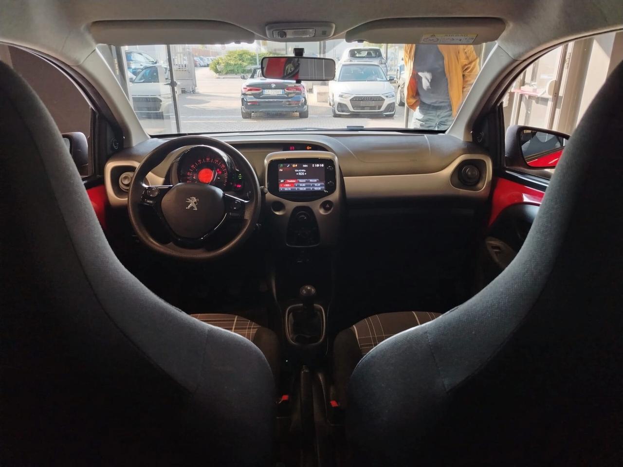 Peugeot 108 VTi 68 5 porte Allure