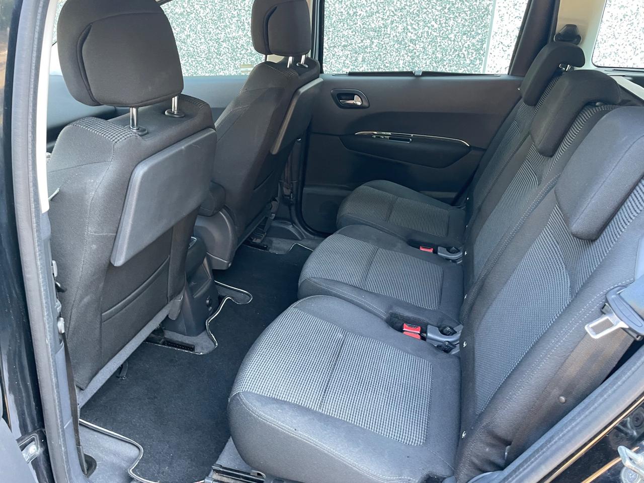Peugeot 5008 1.6 VTi 120CV*7 posti*Neopatentati*