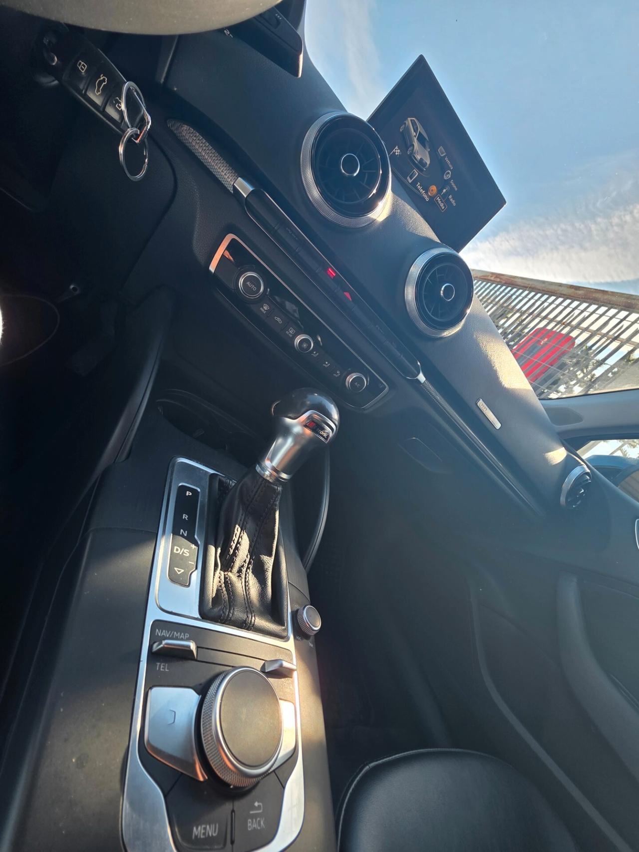 Audi A3 SPB 1.6 TDI 116 CV S tronic Design