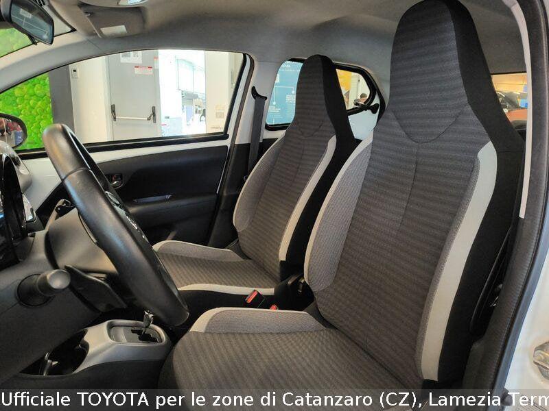 Toyota Aygo Aygo Connect 1.0 VVT-i 72 CV 5 porte x-play MMT