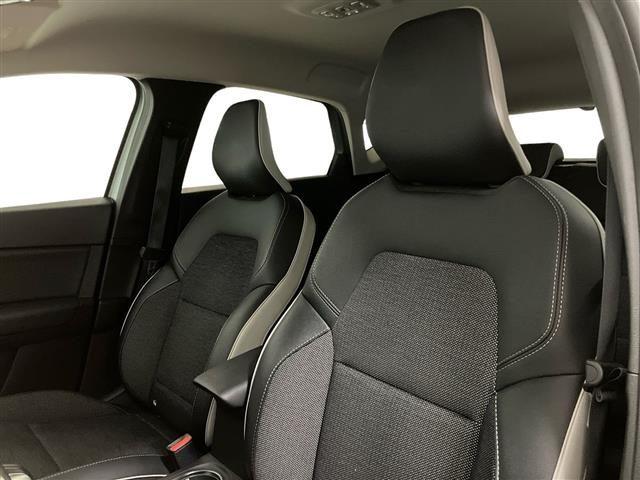 RENAULT Captur 1.6 E-TECH Hybrid Techno Fast Tr. Auto 145