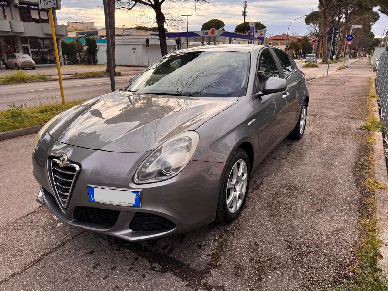 Alfa Romeo Giulietta 1.6 JTDm-2 neopaten garanzia 12m