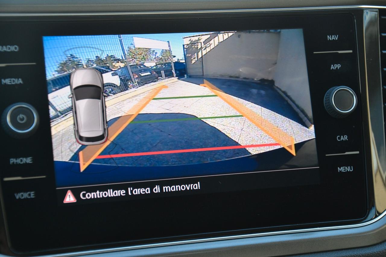 Volkswagen T-Roc 1.6 TDI 116CV STYLE NAVI+RCAM+LED+PDC+CRUISE ADAT.