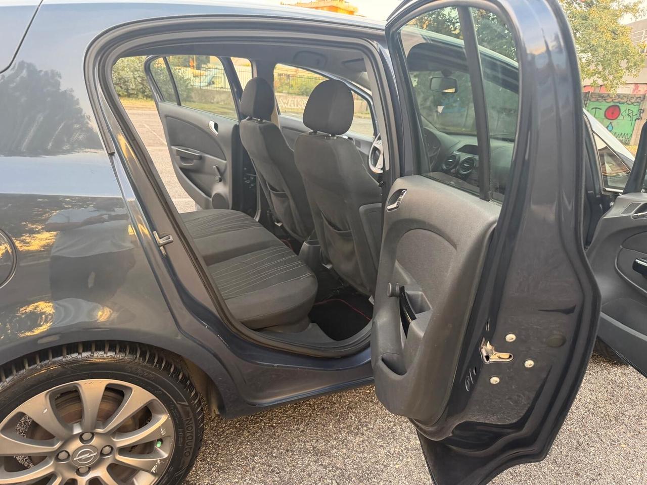Opel Corsa 1.2 80CV 5 porte GPL-TECH Edition