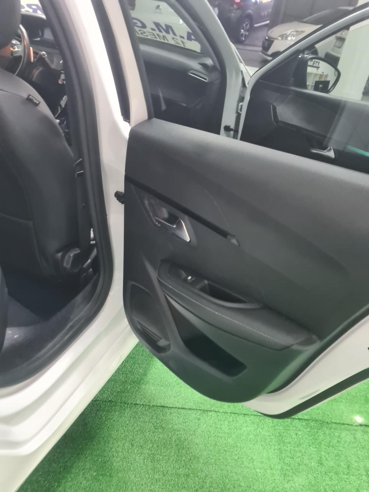 Peugeot 208 PureTech 100 Stop&Start 5 porte GT Pack