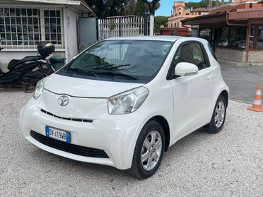 Toyota iQ 1.0 CAMBIO AUTOMATICO, NEOPATENTATI