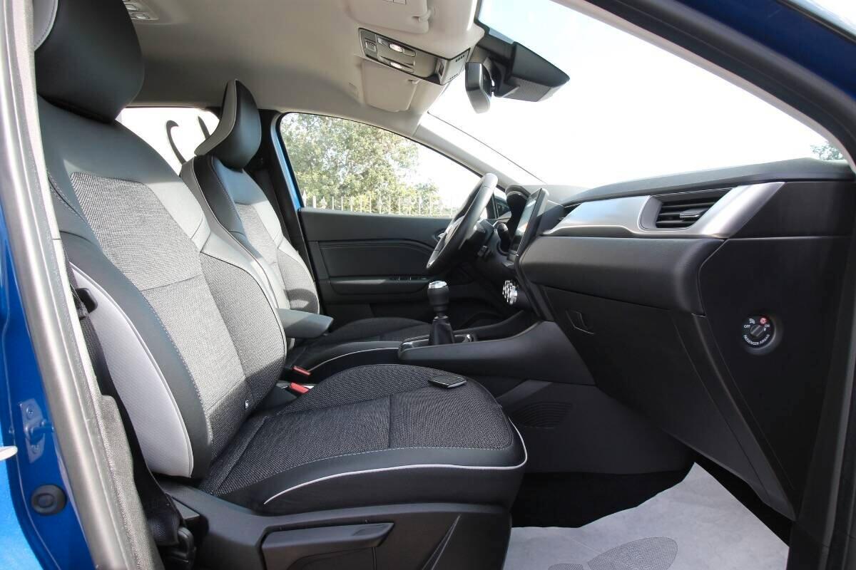 Renault Captur TCe 90 CV Techno | 22000KM|2024