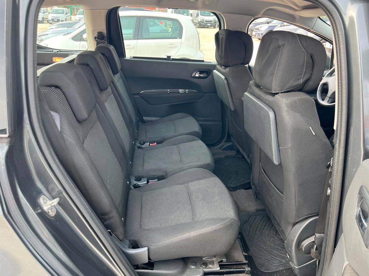 Peugeot 5008 1.6 VTi 120CV Premium - GPL brc