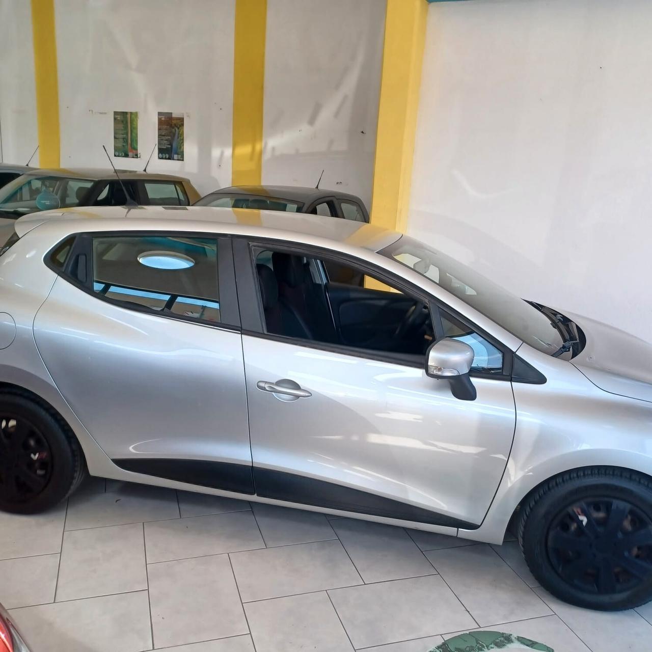 24 MESI DI GARANZIA CLIO 1.5 DCI NEOPATENTATI