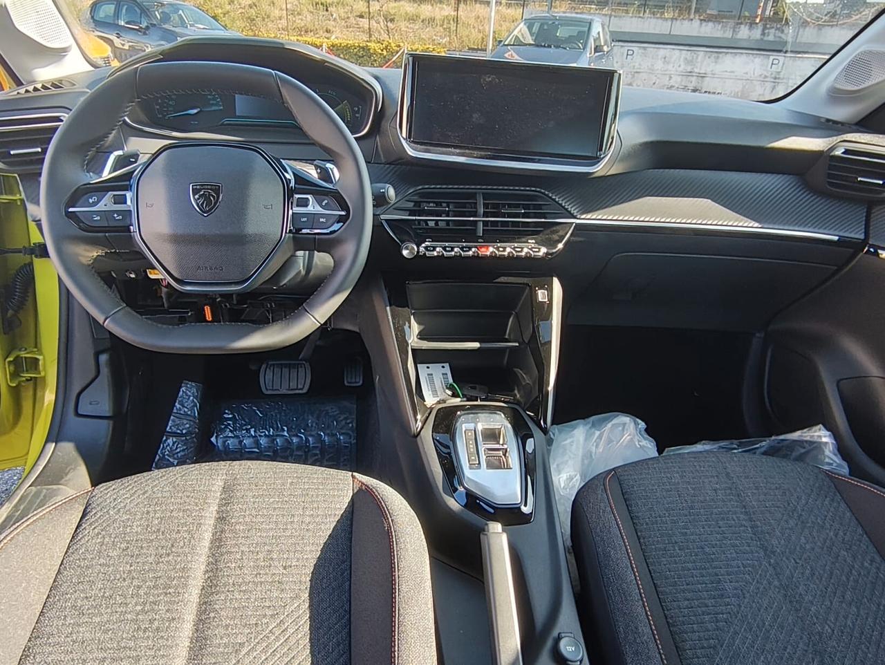 Peugeot 208 Hybrid 110 e-DCS6 Style