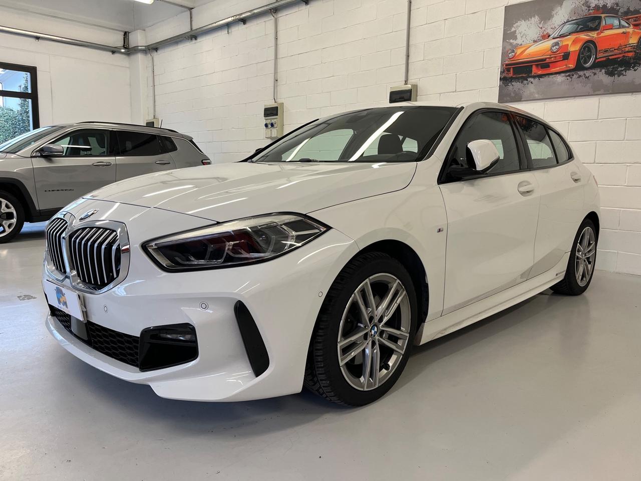 Bmw 118 118d 5p. Msport